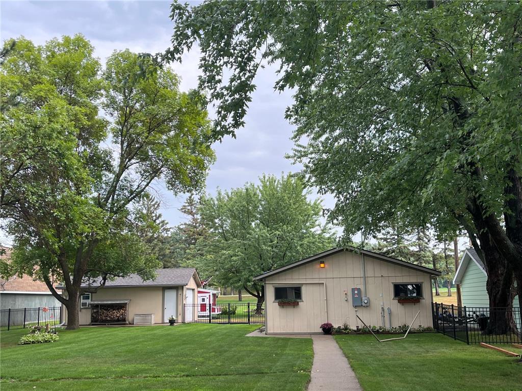 21029 Elks Point Road Dane Prairie Twp MN 56537 - Wall 7050210 image2
