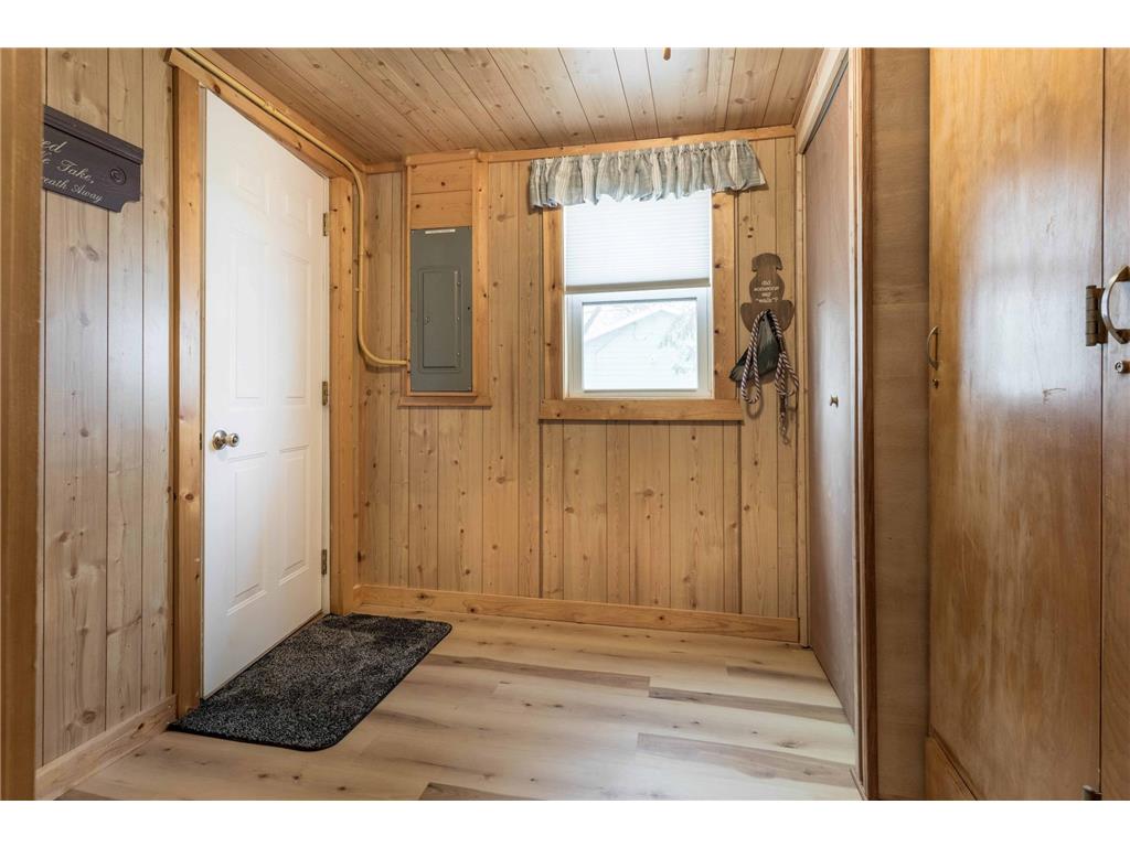 21029 Elks Point Road Dane Prairie Twp MN 56537 - Wall 7050210 image27