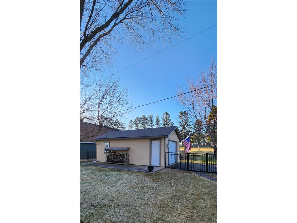 21029 Elks Point Road Dane Prairie Twp MN 56537 - Wall 7050210 image44