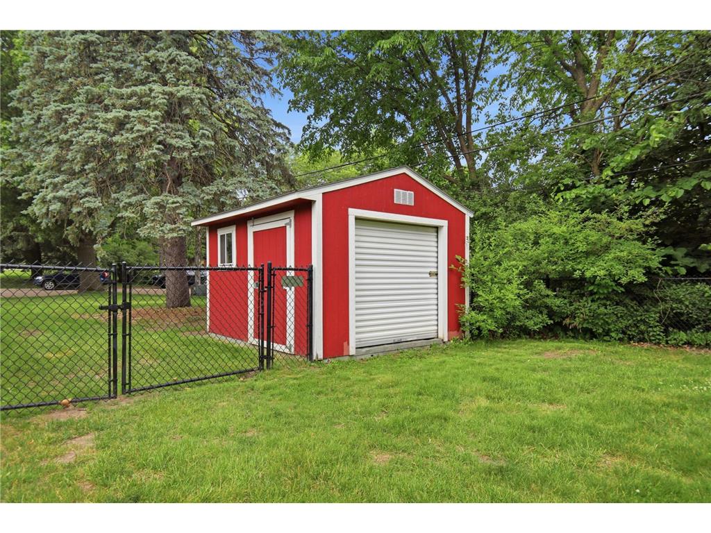 2103 3rd Avenue SW Austin MN 55912 7086464 image32