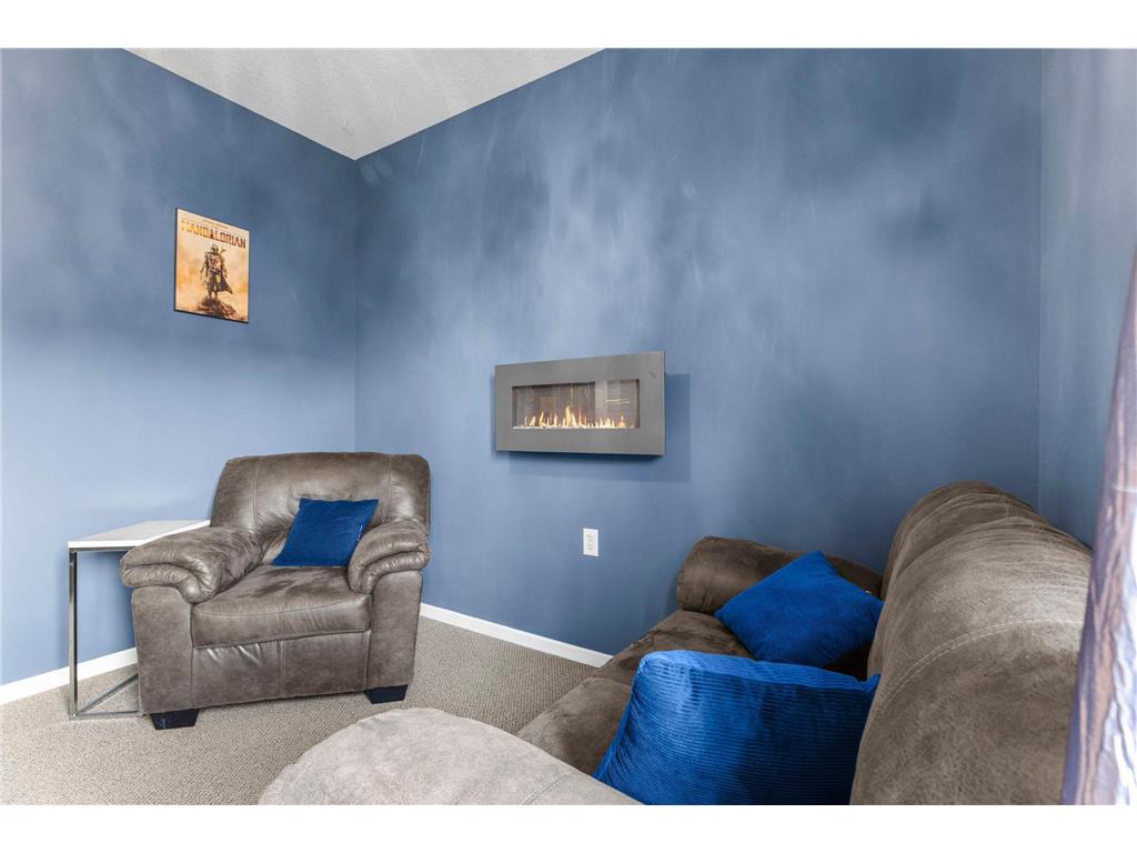 2103 County Road D E #A Maplewood MN 55109 7114446 image20