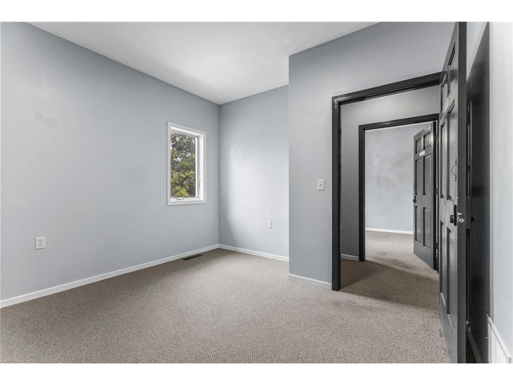 2103 County Road D E #A Maplewood MN 55109 7114446 image22