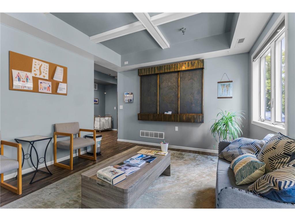 2103 County Road D E #A Maplewood MN 55109 7114446 image3