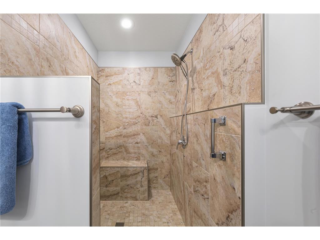 2103 Kennedy Drive Faribault MN 55021 7108469 image24