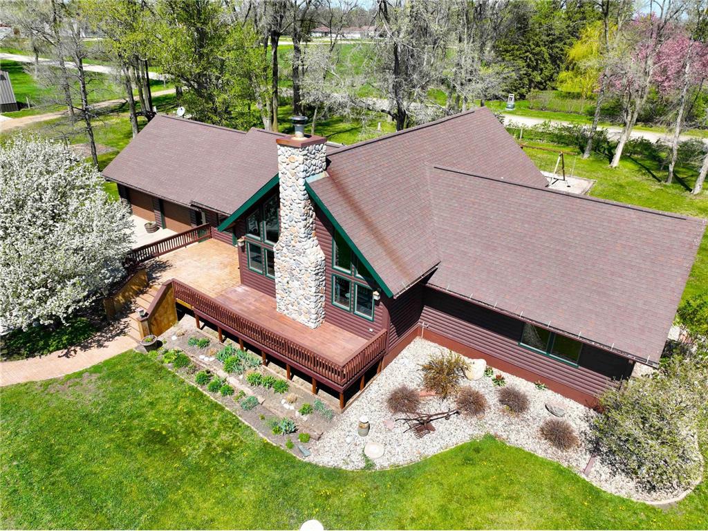 2103 Redwing Avenue Sibley IA 51249 7063911 image1