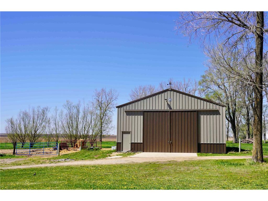 2103 Redwing Avenue Sibley IA 51249 7063911 image21