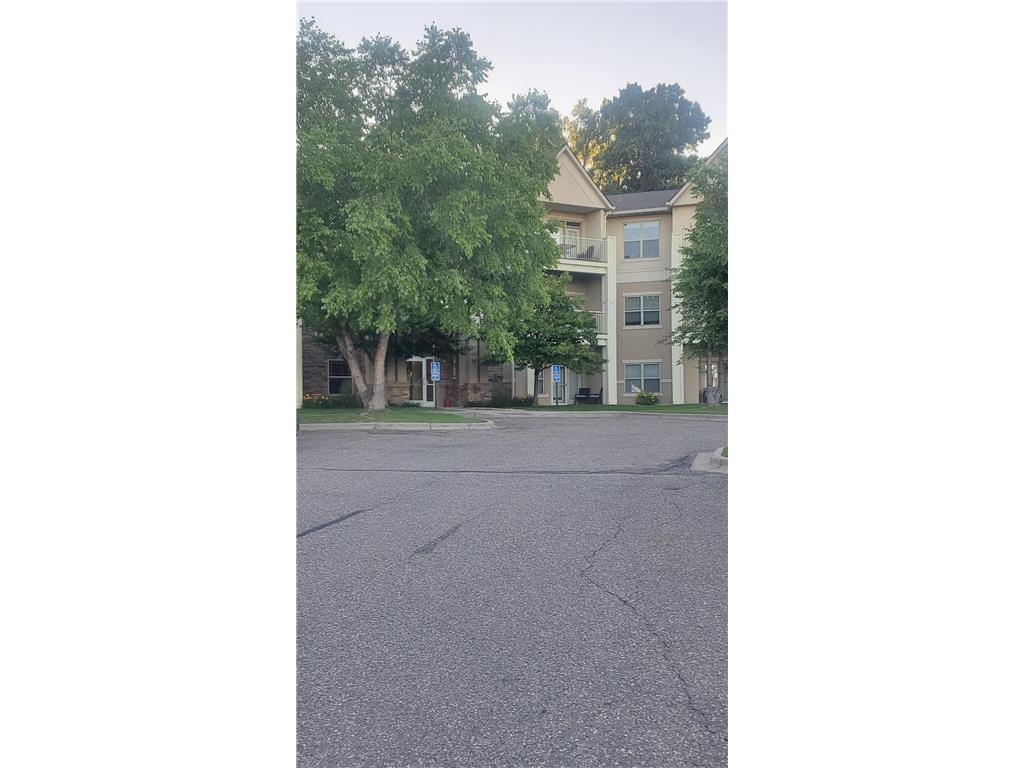 2103 Silver Bell Road #111 Eagan MN 55122 6562609 image1
