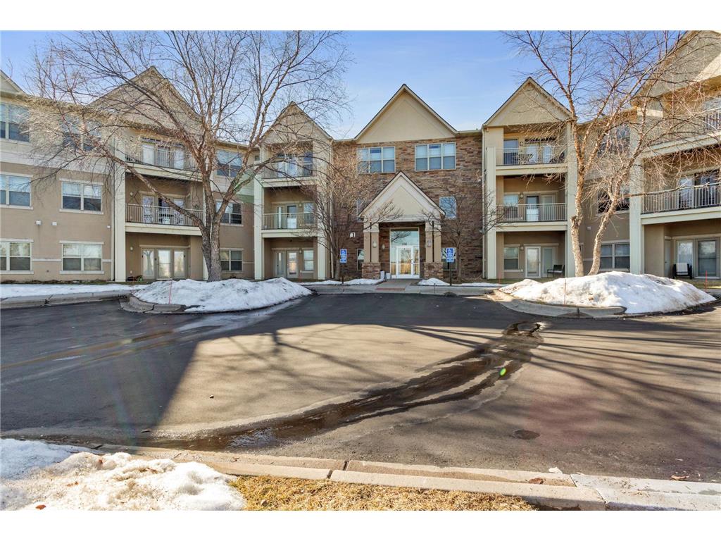 2103 Silver Bell Road #215 Eagan MN 55122 7021531 image1