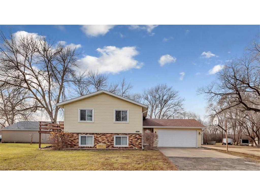 2104 7th Avenue Mankato MN 56001 6498156 image1