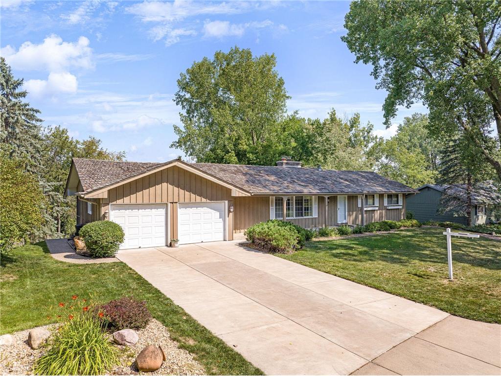 2104 E 125th Street Burnsville MN 55337 6445254 image1