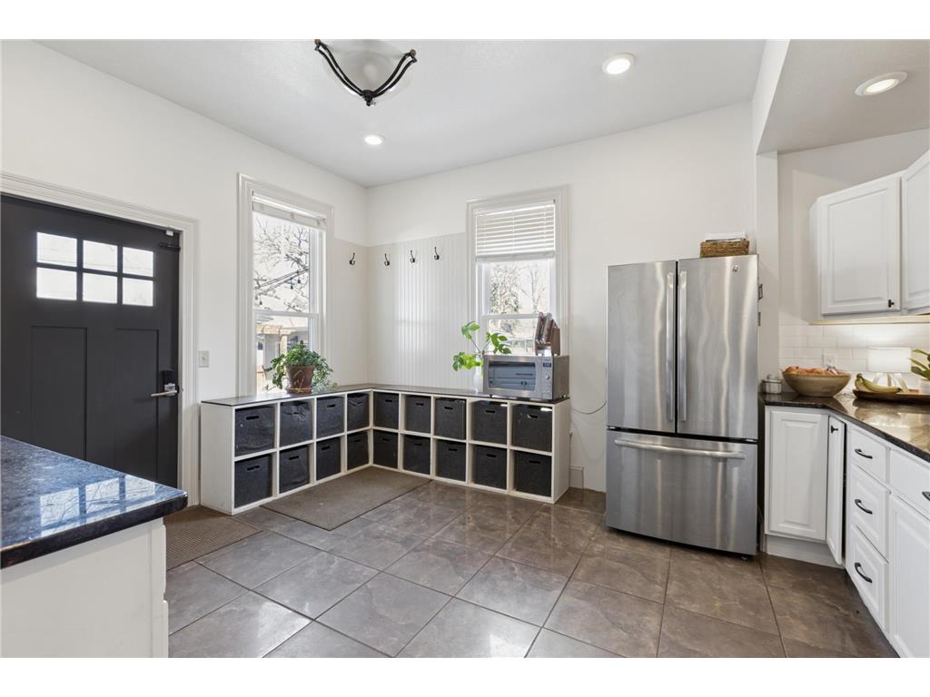 2104 Glenwood Avenue Minneapolis MN 55405 7058220 image14