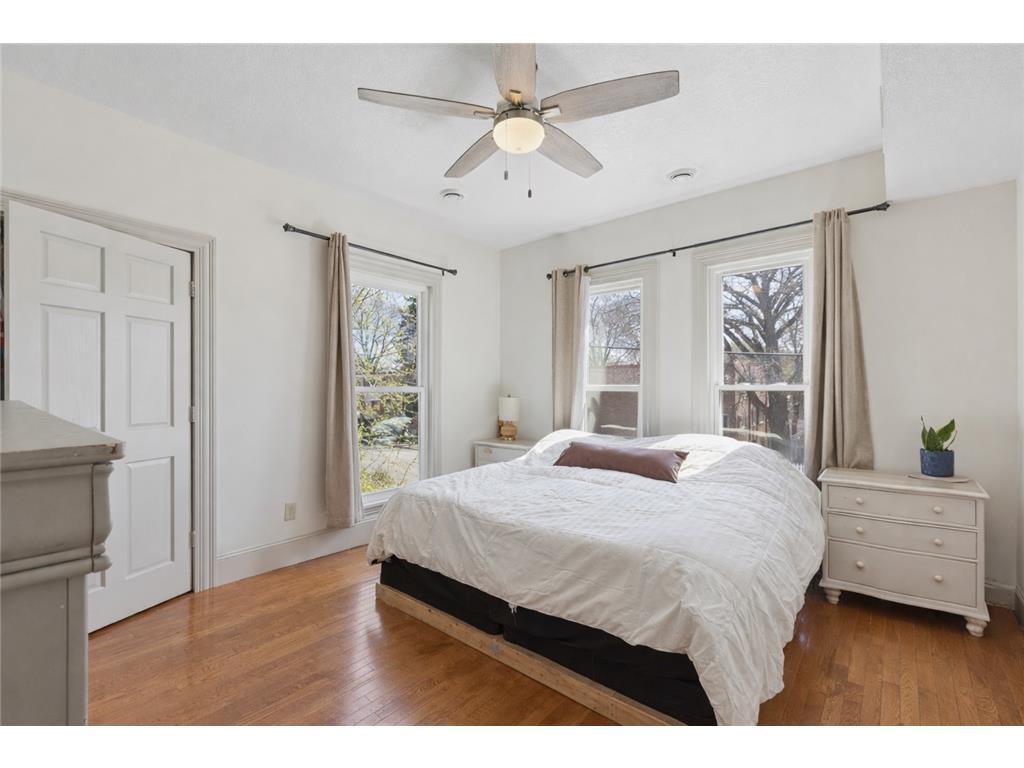 2104 Glenwood Avenue Minneapolis MN 55405 7058220 image16