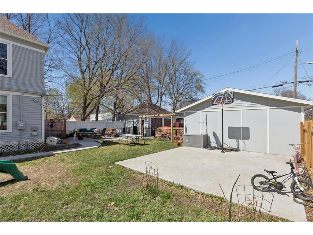 2104 Glenwood Avenue Minneapolis MN 55405 7058220 image28