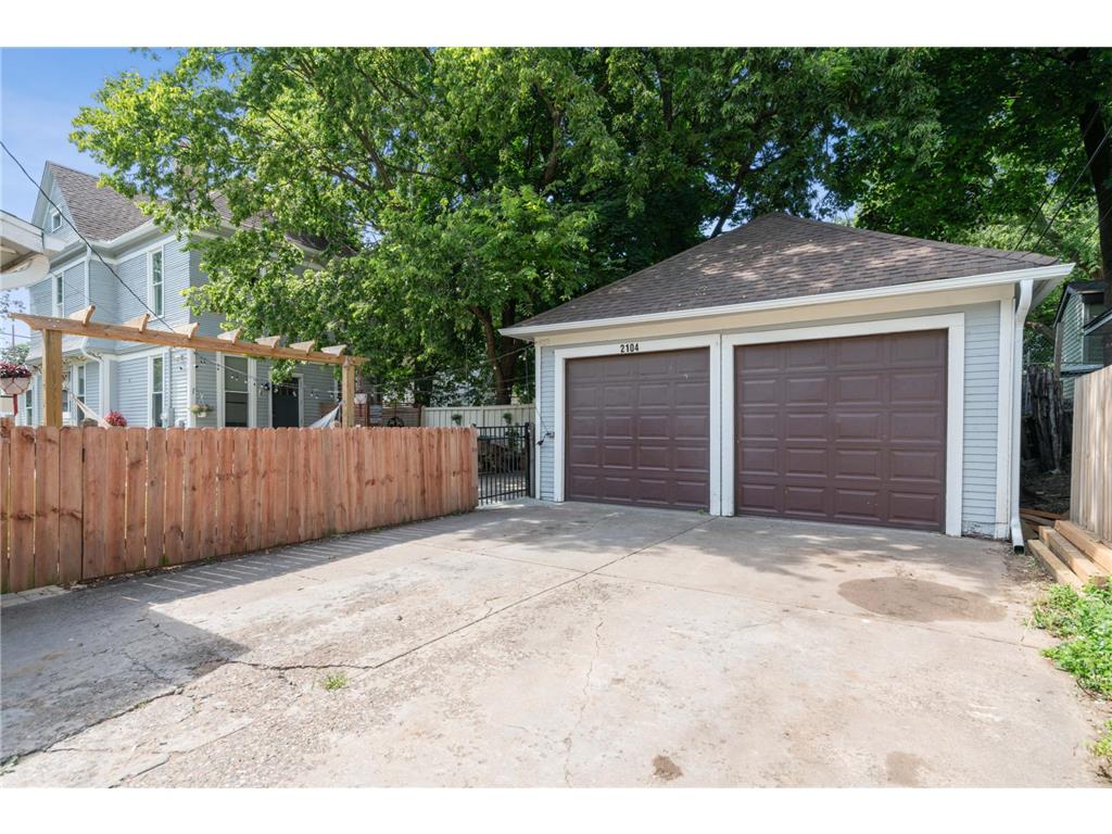 2104 Glenwood Avenue Minneapolis MN 55405 7058220 image29