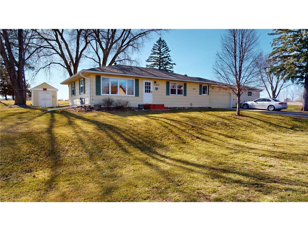 2104 Kenneth Drive Albert Lea MN 56007 6506582 image1