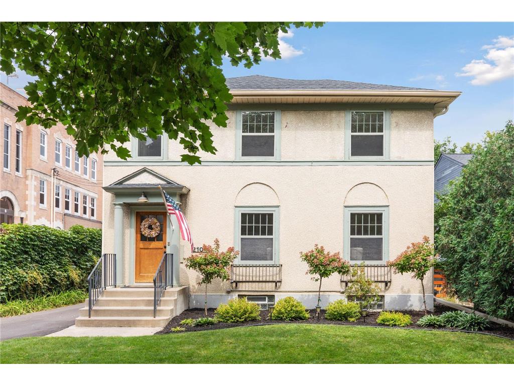 2104 W 21st Street Minneapolis MN 55405 6589091 image1