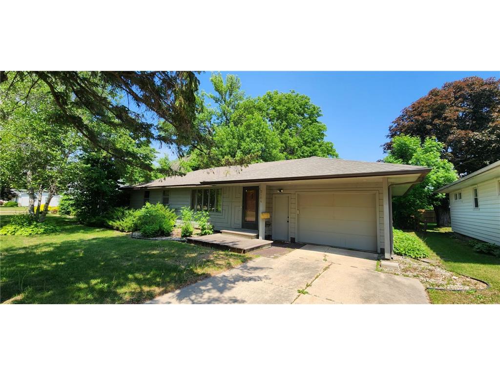 2104 W Oakland Avenue Austin MN 55912 6381005 image1