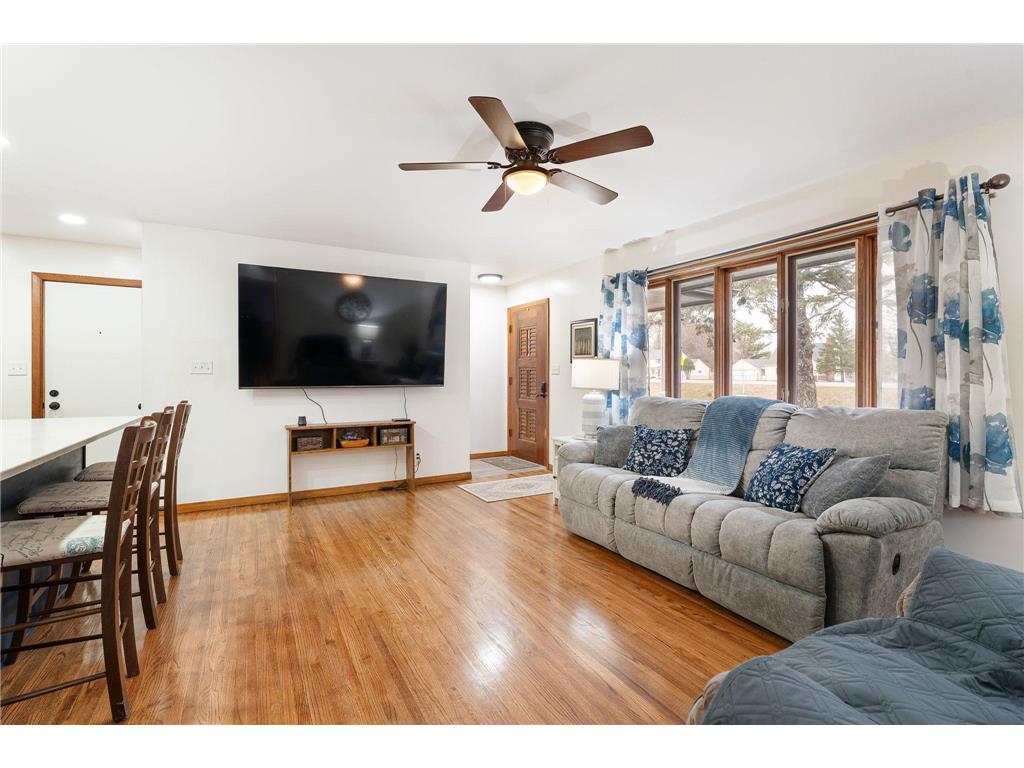2104 W Oakland Avenue Austin MN 55912 7045877 image13