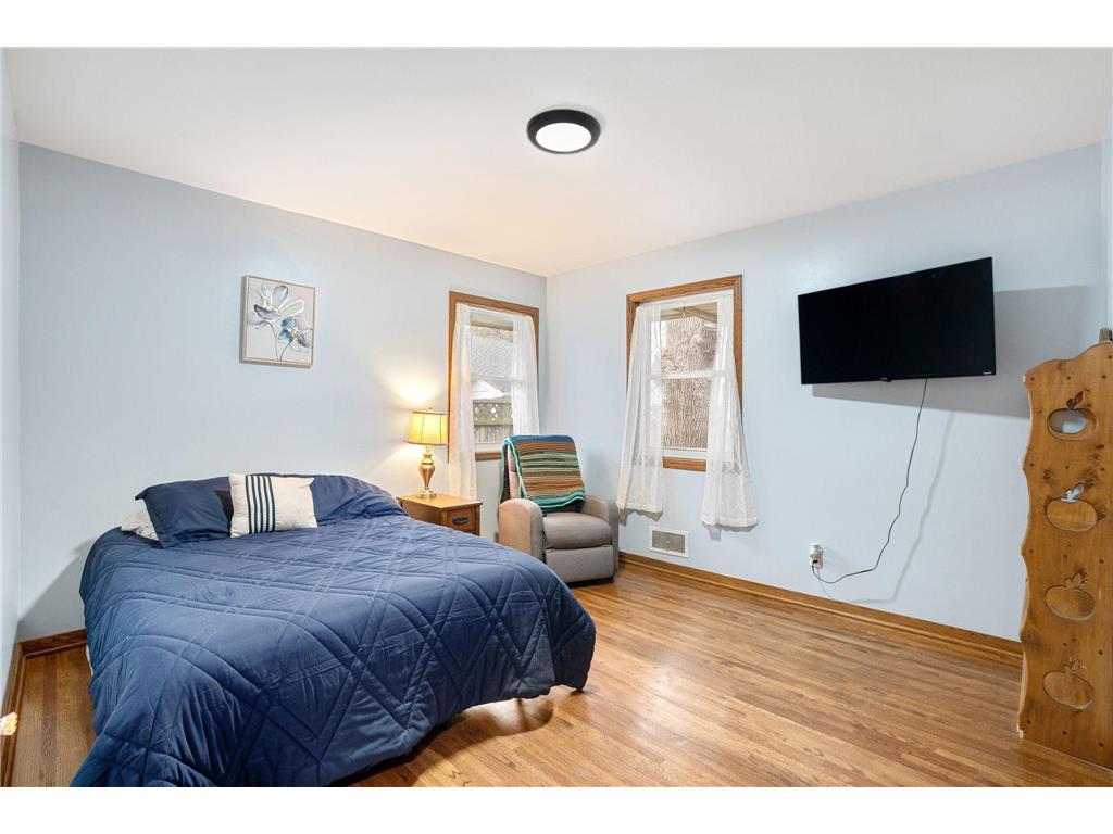 2104 W Oakland Avenue Austin MN 55912 7045877 image23