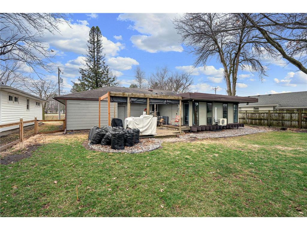 2104 W Oakland Avenue Austin MN 55912 7045877 image5