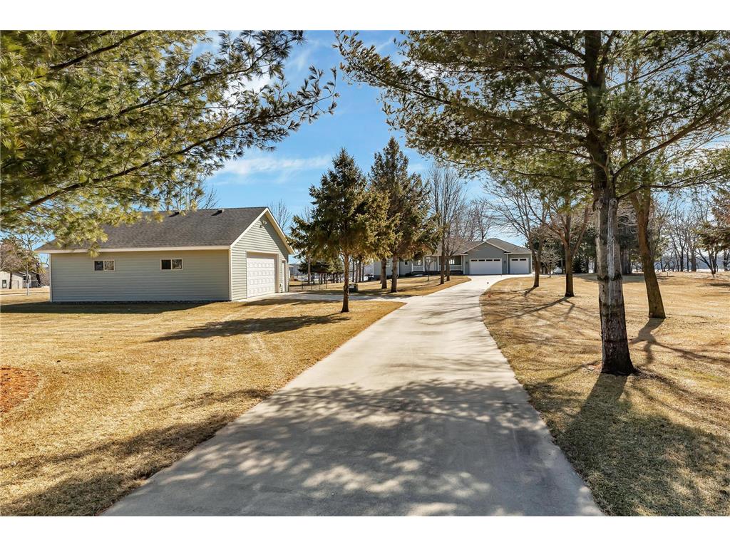 21044 Big Lake Road Richmond MN 56368 - Big Lake 6496200 image1