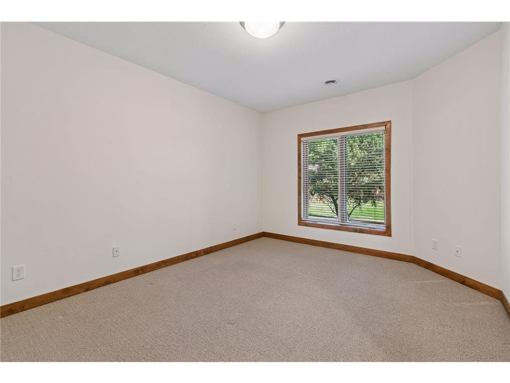 21049 France Boulevard Lakeville MN 55044 7001903 image30