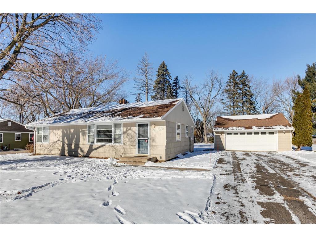 2105 Cedar Avenue White Bear Lake MN 55110 6474935 image1