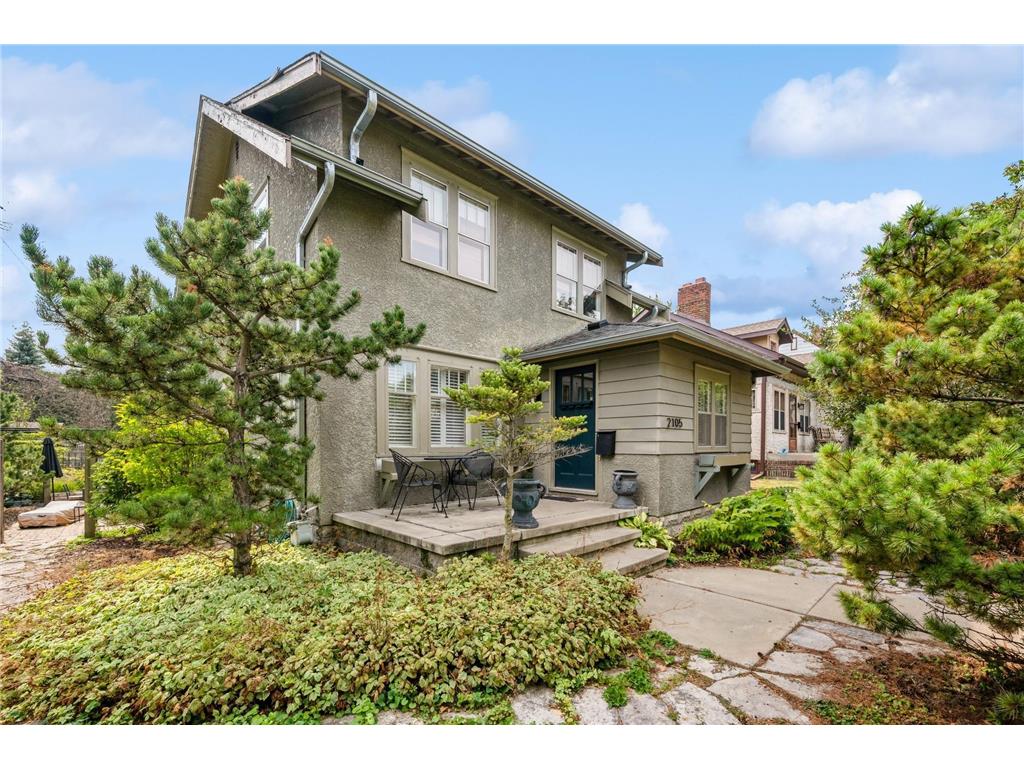 2105 Laurel Avenue Minneapolis MN 55405 6433670 image1