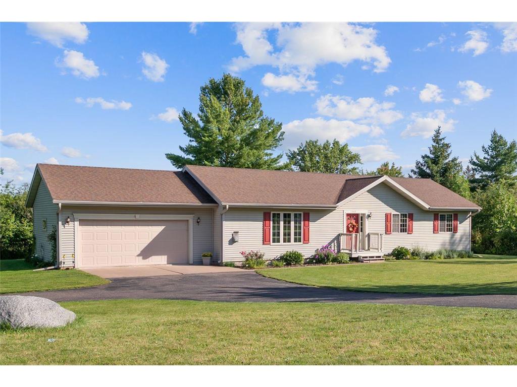 2105 Lindstrom Drive Ashland WI 54806 6434278 image1