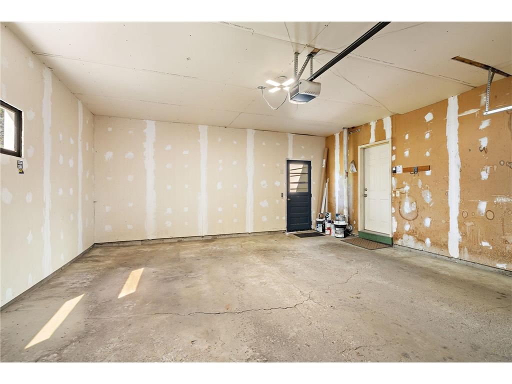 2105 Urbandale Lane N Plymouth MN 55447 7095668 image38