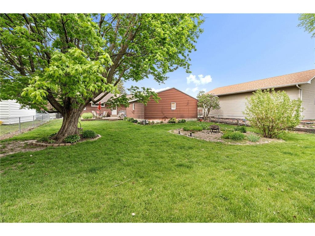 2106 6th Avenue NE Austin MN 55912 7073938 image28