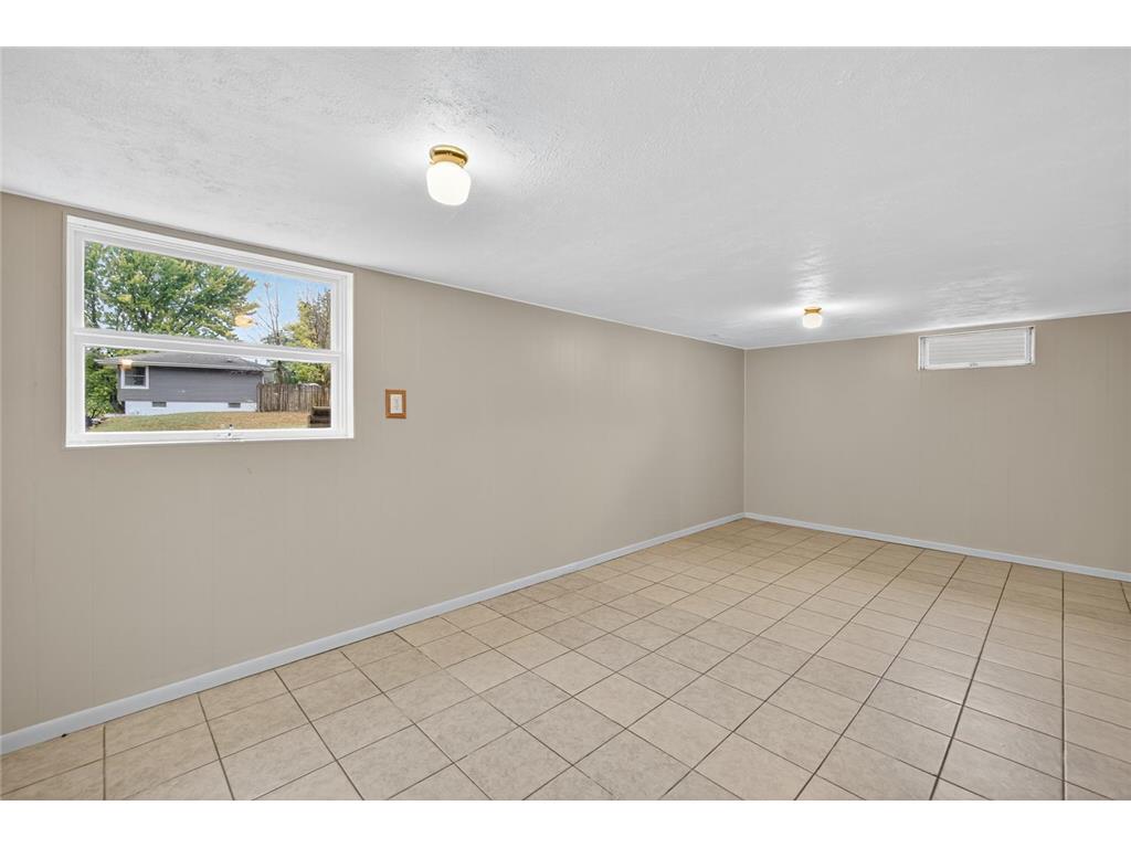 2106 8th Avenue NE Rochester MN 55906 6807213 image32