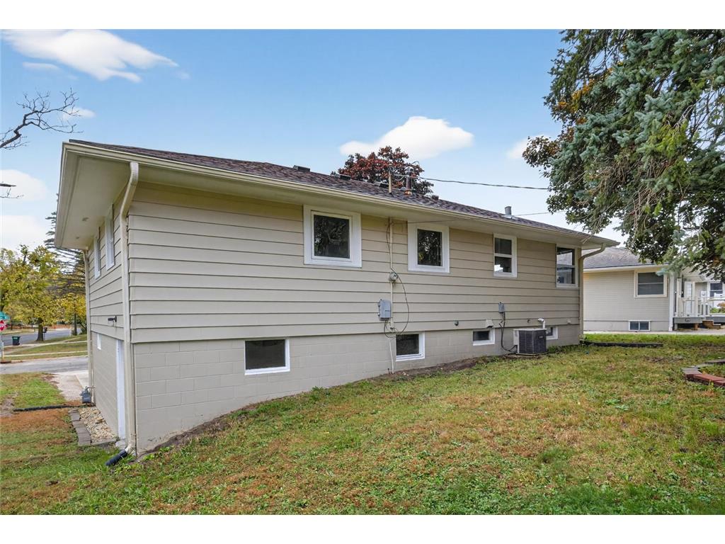 2106 8th Avenue NE Rochester MN 55906 6807213 image7