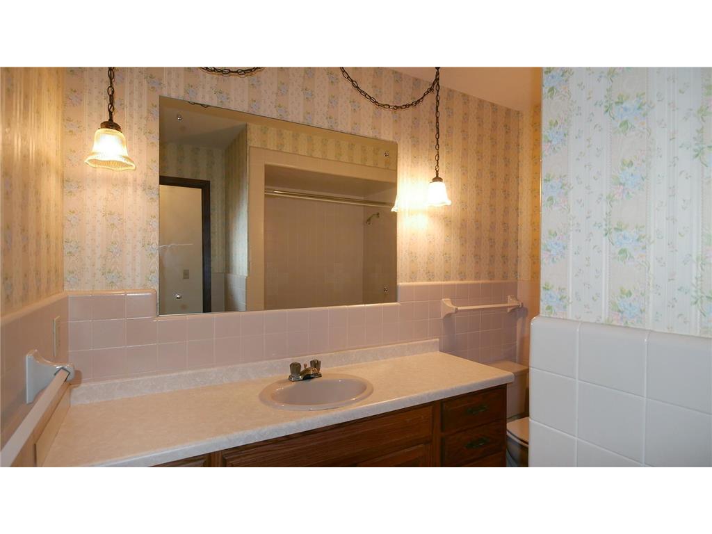 2106 9th Street E Glencoe MN 55336 6800681 image17