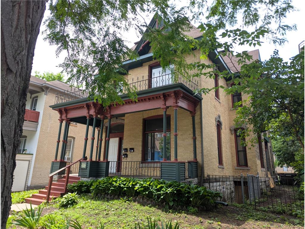 2106 Elliot Avenue Minneapolis MN 55404 7095120 image1