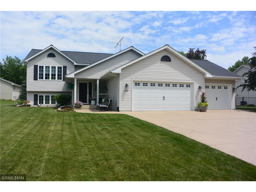 2106 Judd Avenue N Glencoe MN 55336 6743432 image1