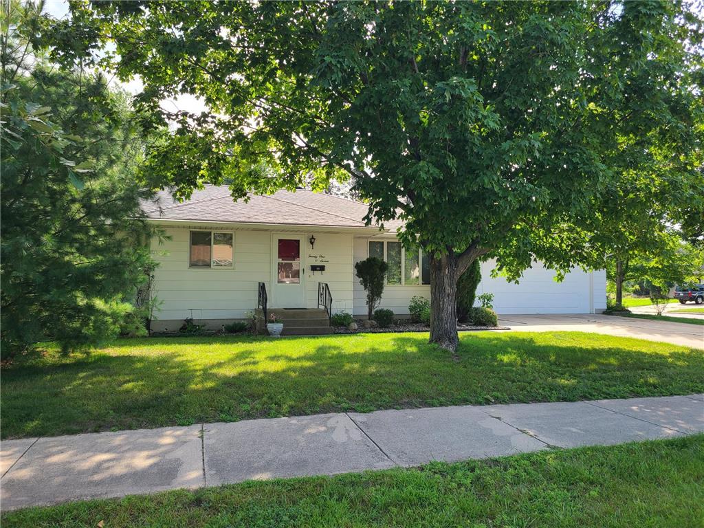 2107 10th Street SW, Austin, MN, 55912 MLS 6252530 Edina Realty