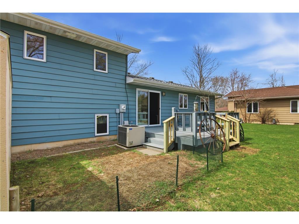 2107 15th Street Eau Claire WI 54703 7057365 image35