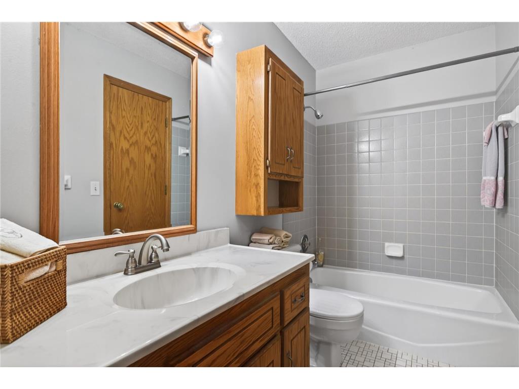 2107 189th Avenue NE East Bethel MN 55011 7072052 image25