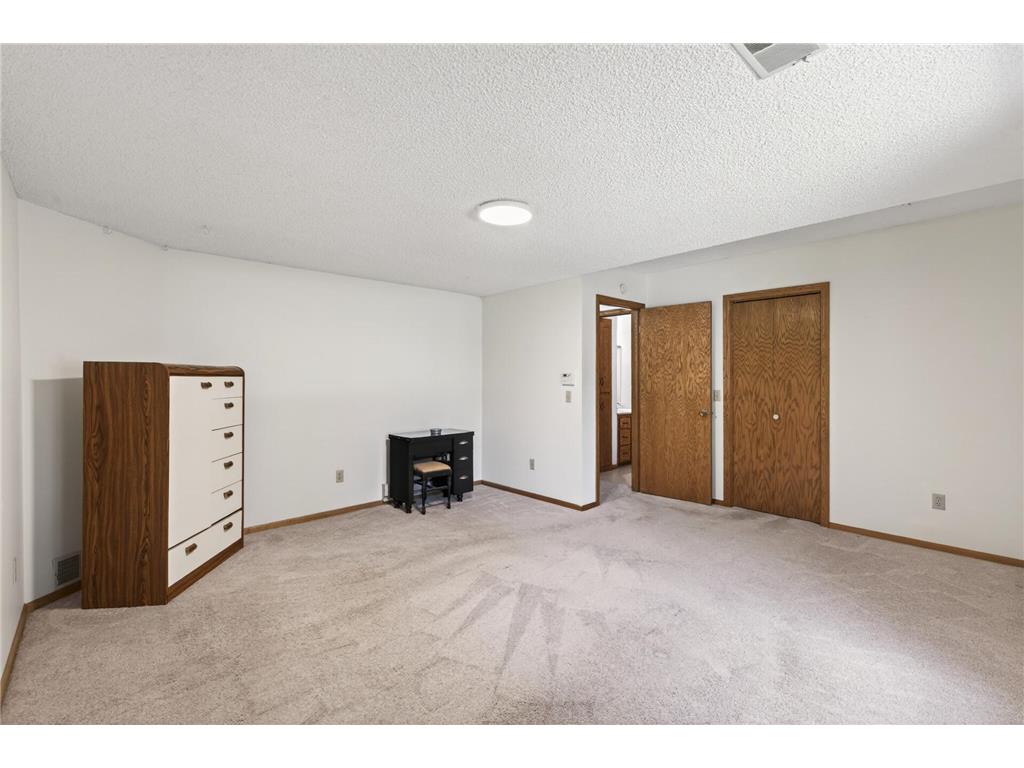 2107 189th Avenue NE East Bethel MN 55011 7072052 image34