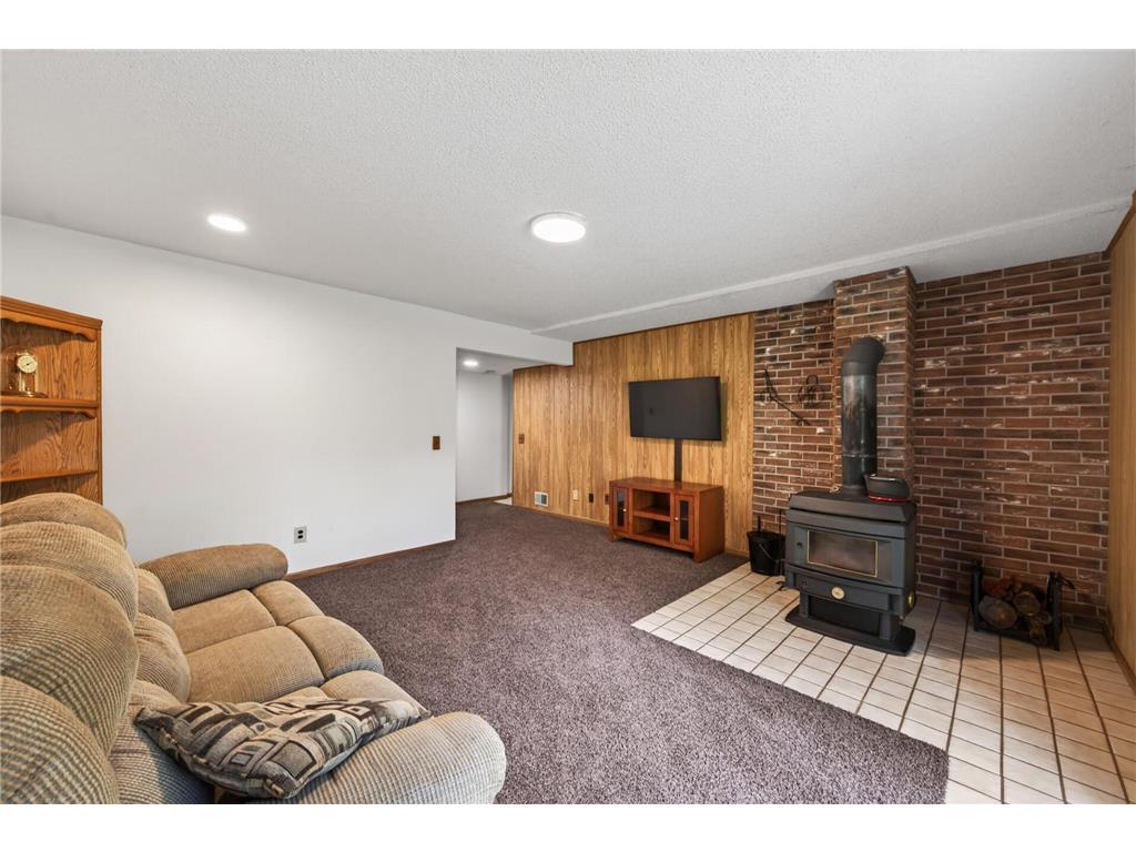 2107 189th Avenue NE East Bethel MN 55011 7072052 image38