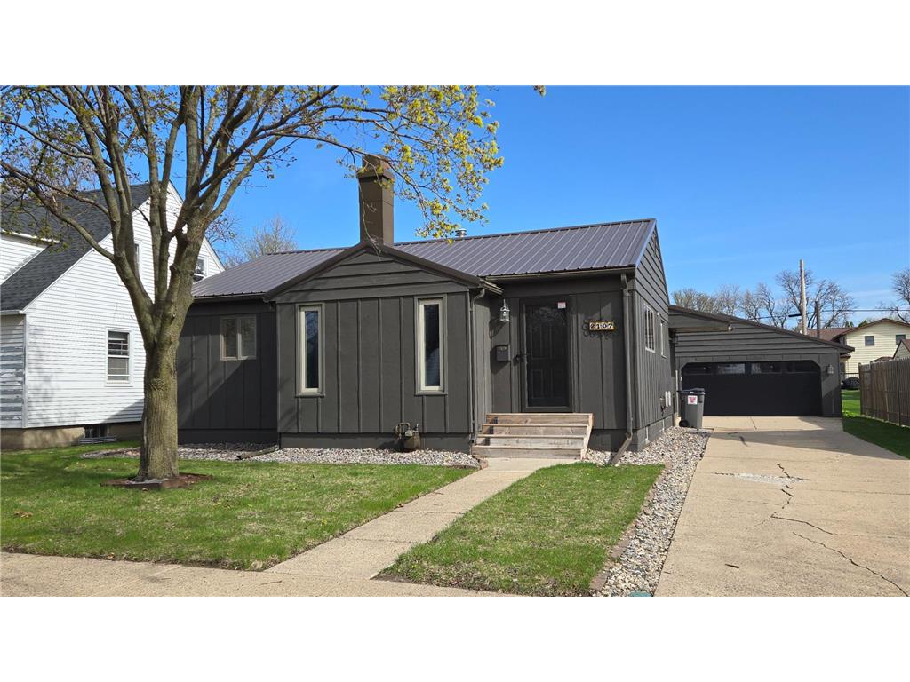 2107 1st Avenue SE Austin MN 55912 6712477 image1