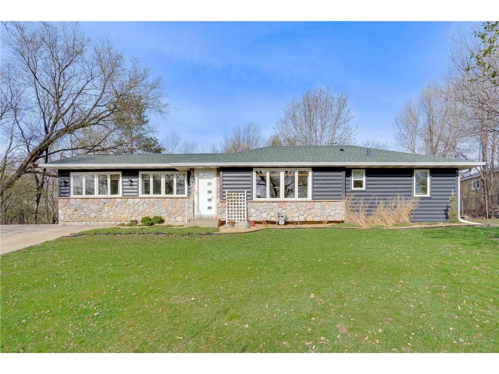 2107 Alameda Street Roseville MN 55113 6517786 image1