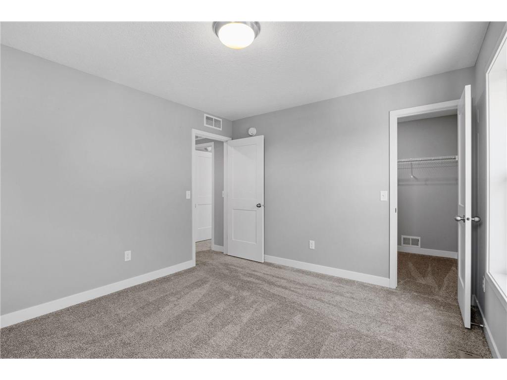 2107 Balsam Way Lino Lakes MN 55038 7094080 image23