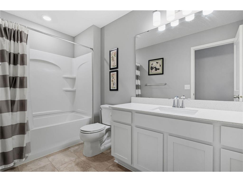 2107 Balsam Way Lino Lakes MN 55038 7094080 image27