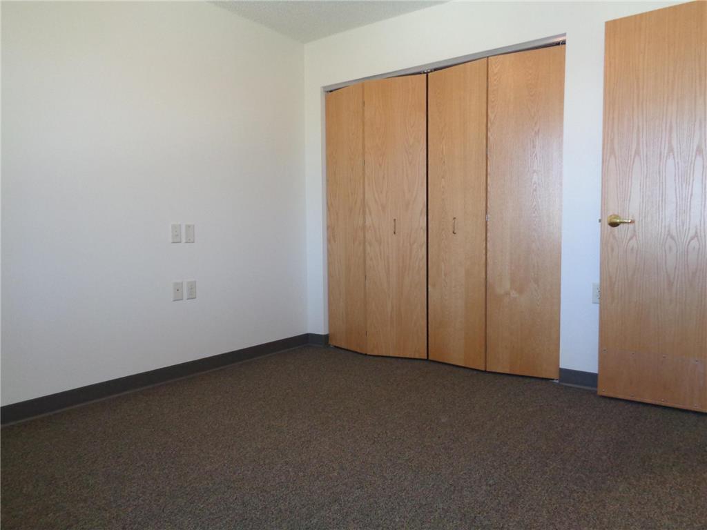 2107 Nobles Street #212 Worthington MN 56187 6802742 image6