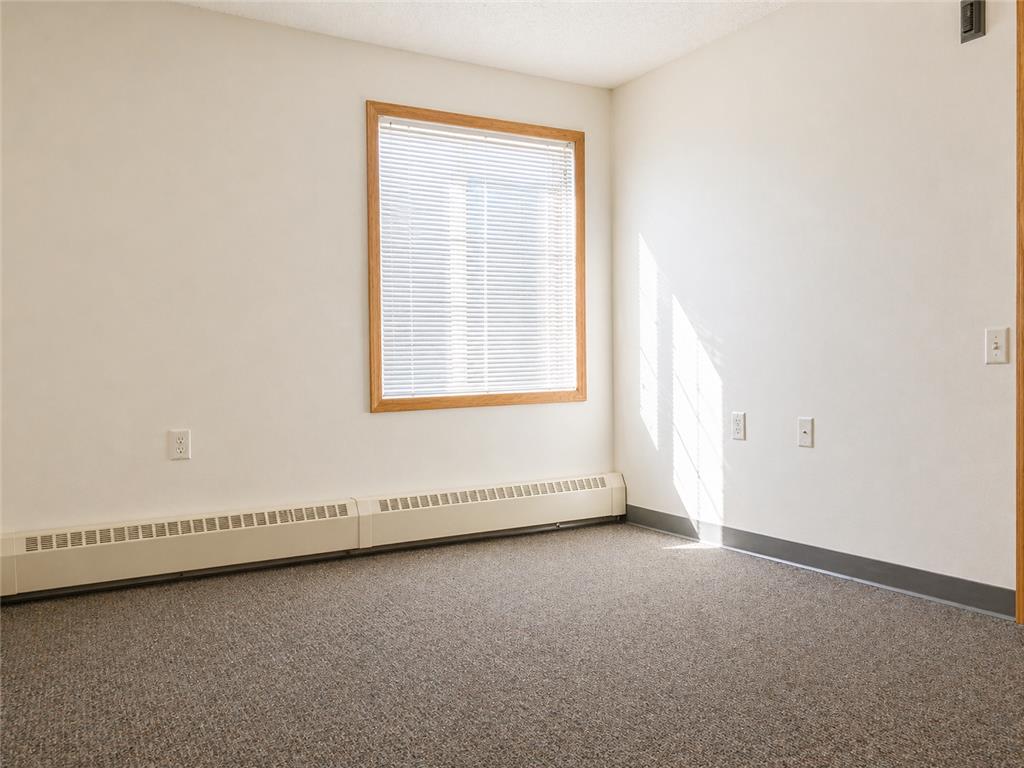 2107 Nobles Street #212 Worthington MN 56187 7063508 image6
