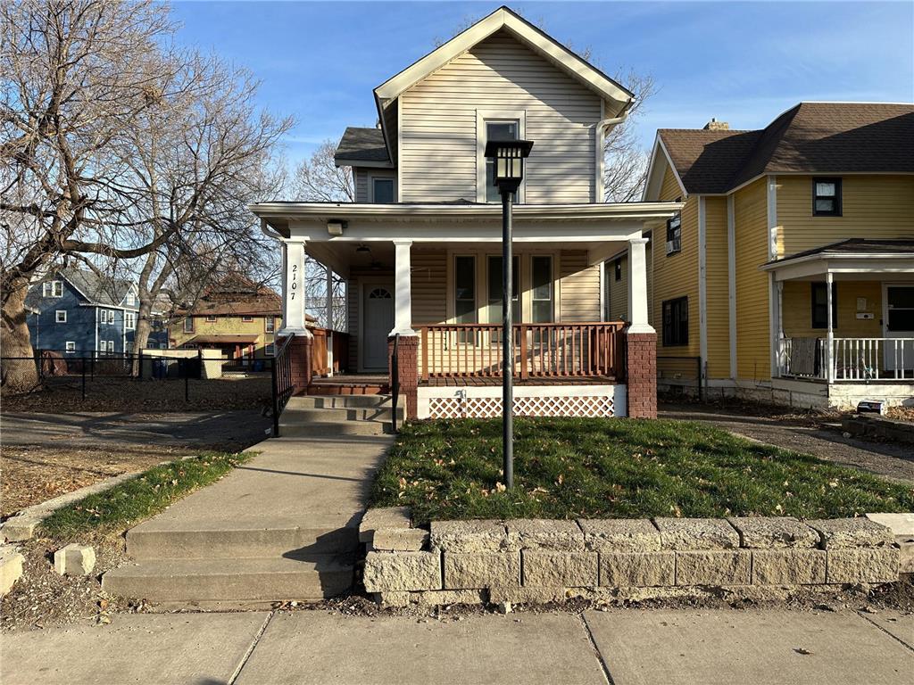 2107 Portland Avenue Minneapolis MN 55404 6470183 image1