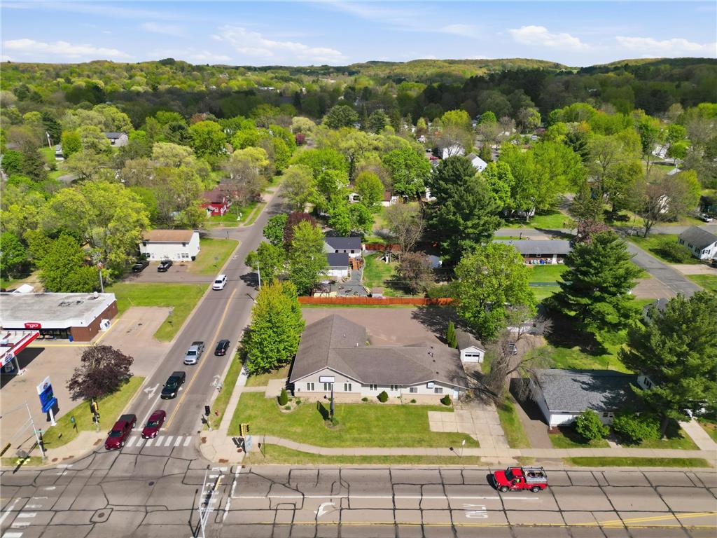 2108 S Broadway Street Menomonie WI 54751 7073371 image2