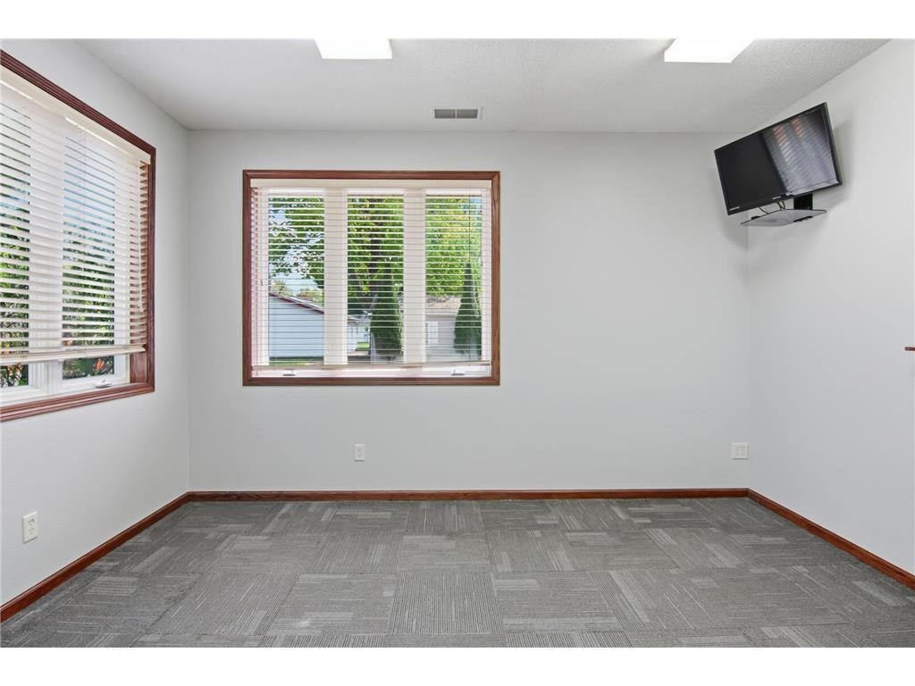 2108 S Broadway Street Menomonie WI 54751 7073371 image28